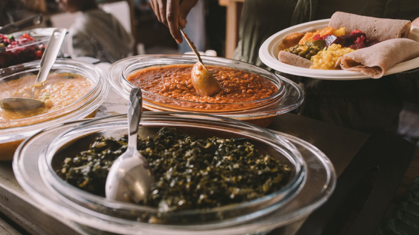 Buffet vs Plated Halal Catering_ Which Is Better for Your Event_ Buffet vs Plated Halal Catering: Which Is Better for Your Event?