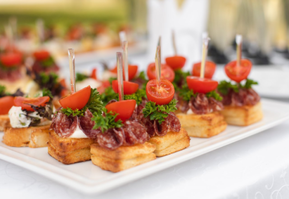 Choosing a Caterer Based on Your Location in Chicago