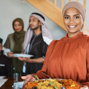 How to Get Quality Halal Catering on a Budget in Chicago