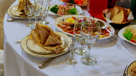 Pakistani vs Middle Eastern Halal Wedding Menus