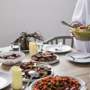 Why Companies Choose Halal Catering in Chicago